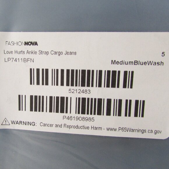 Love Hurts Ankle Strap Cargo Jeans || Medium Blue Wash - Picture 8 of 9